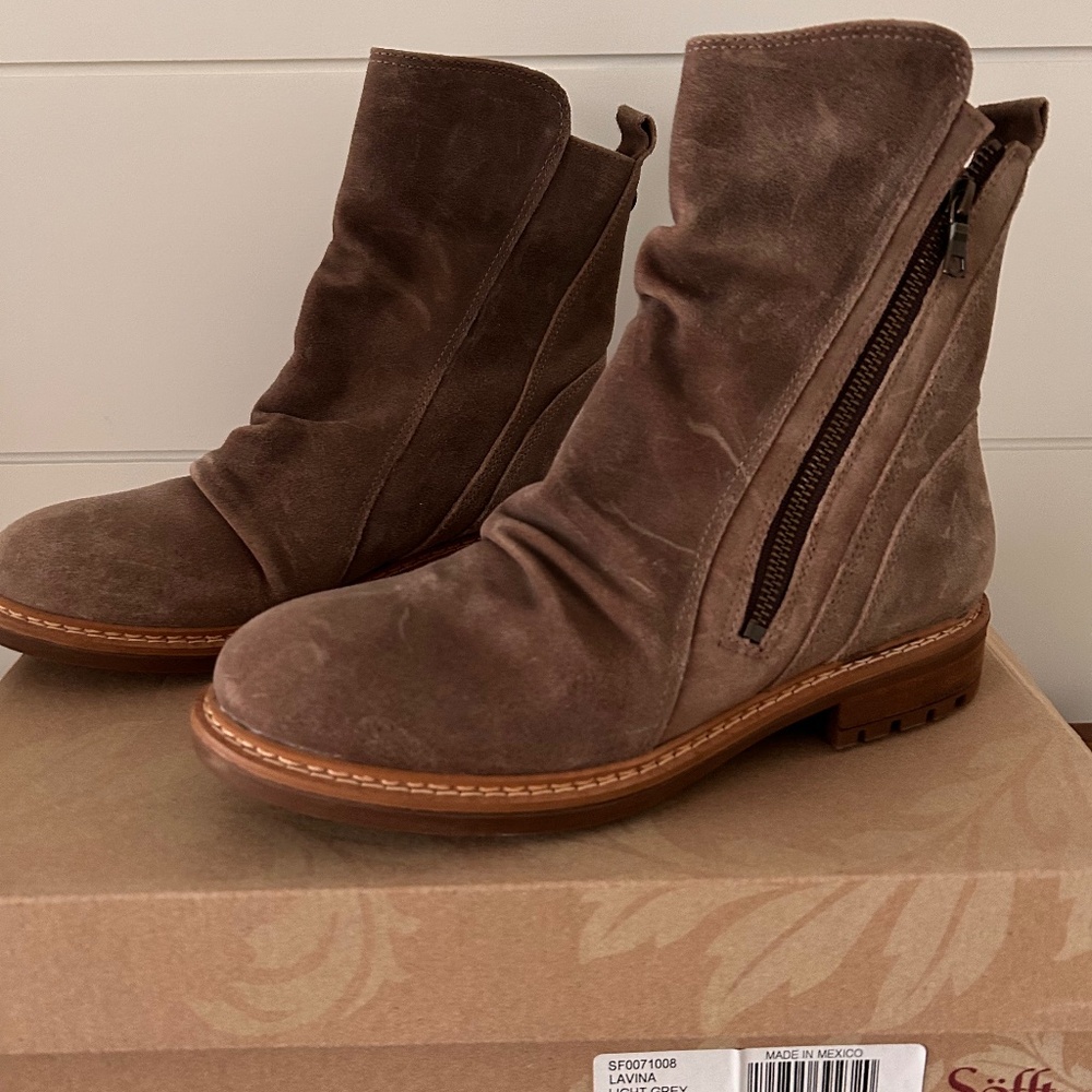 Sofft Suede Lavina Ankle Boot